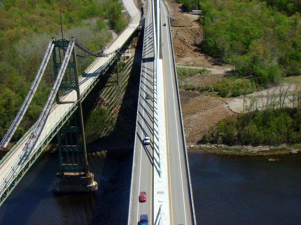 old and new Hancock Bridge