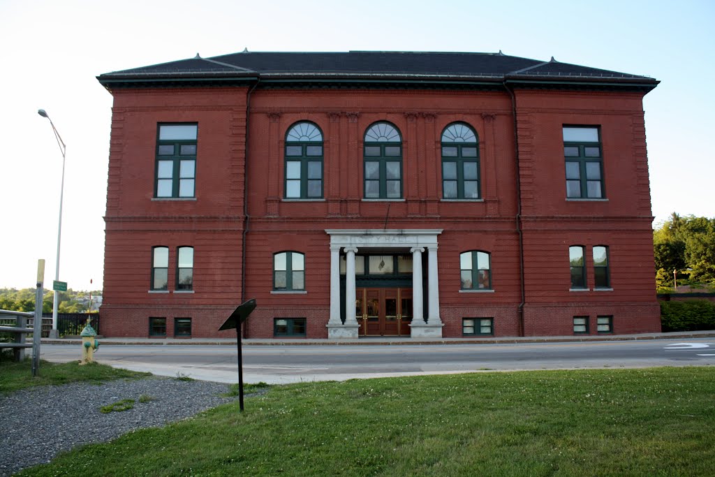 Assisted Living in Augusta, Maine(former City Hall).