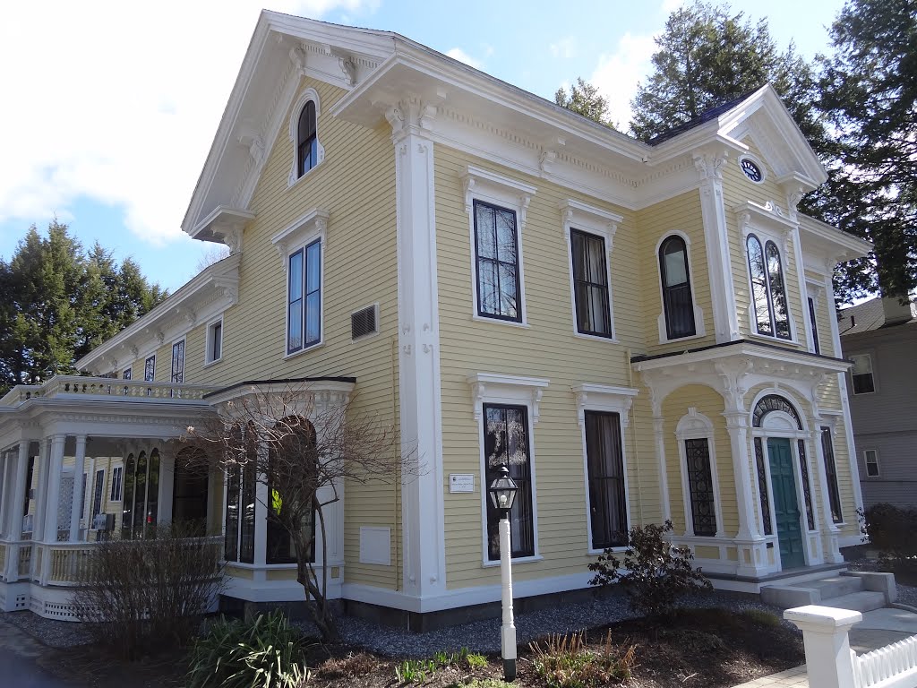 c.1818 Johnson-Baker-Shelton House, Augusta Maine