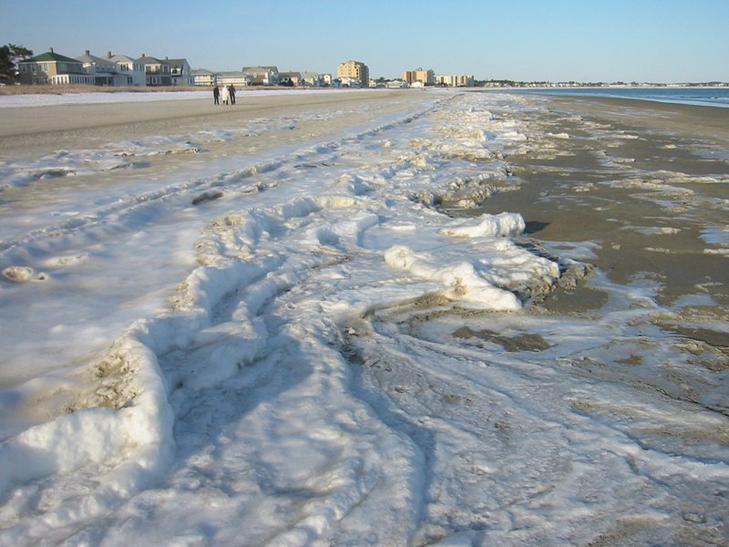 Old Orchard Beach frozen surf Feb 07