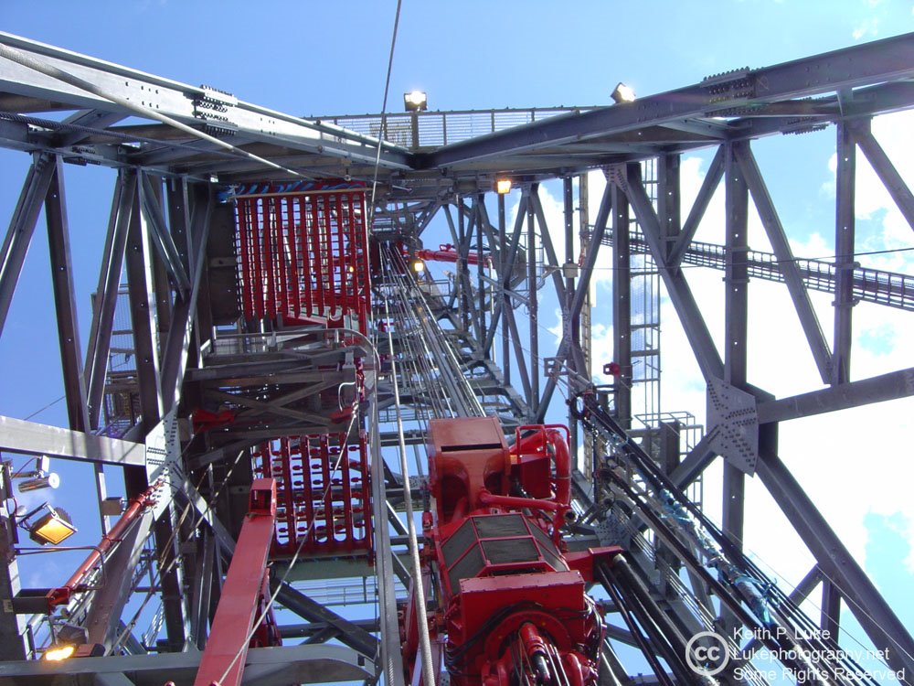 Offshore Oil Rig Under Construction - Creative Commons License