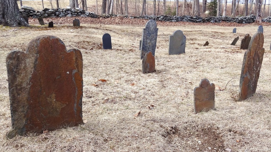 18th century cemetery; Old Parish Burying Ground, Freeport Maine