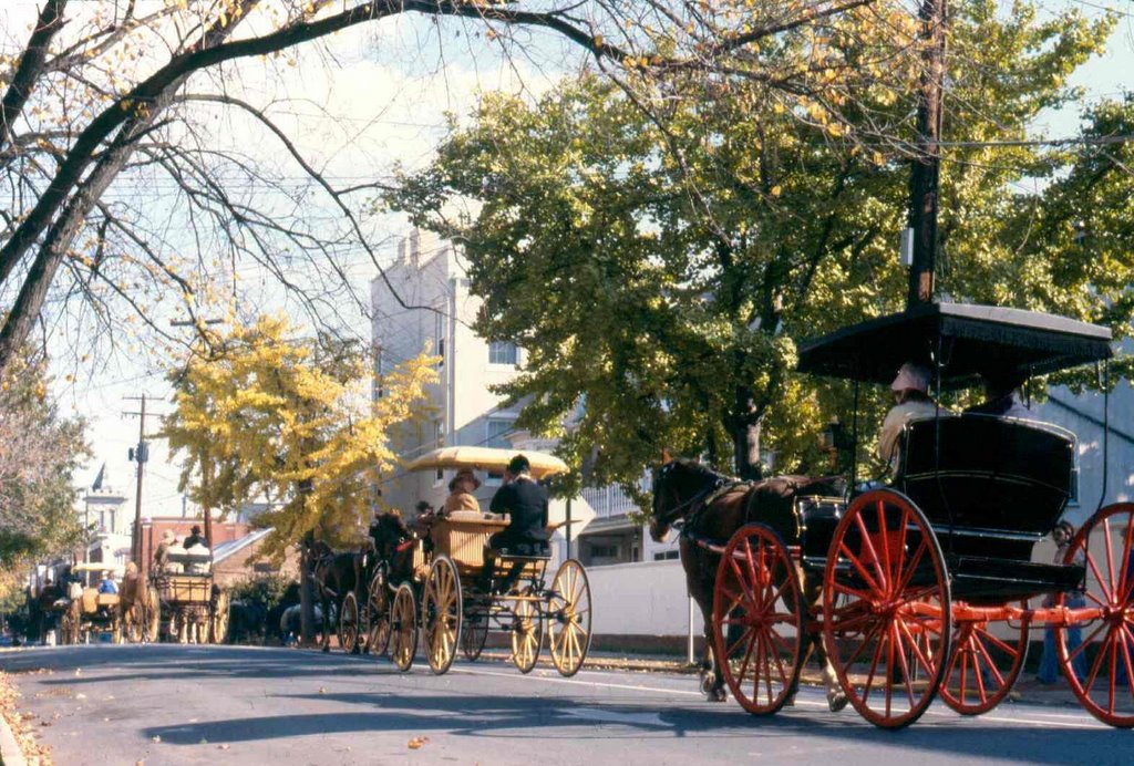 Carriages on West Second street
