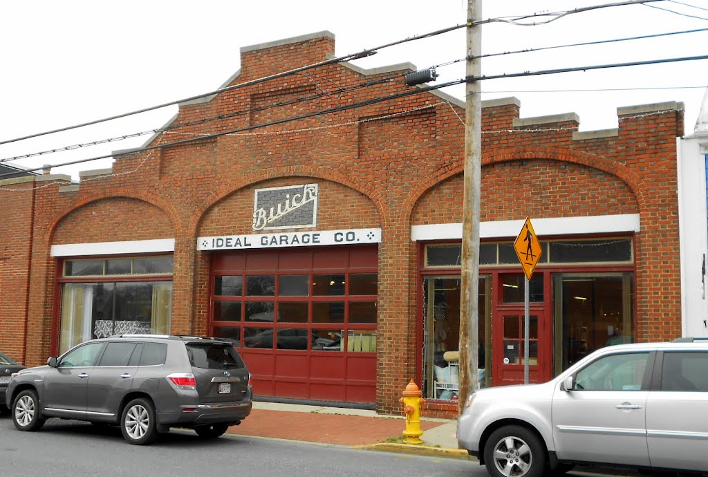 Ideal Garage Company building, S Carroll St, Frederick MD