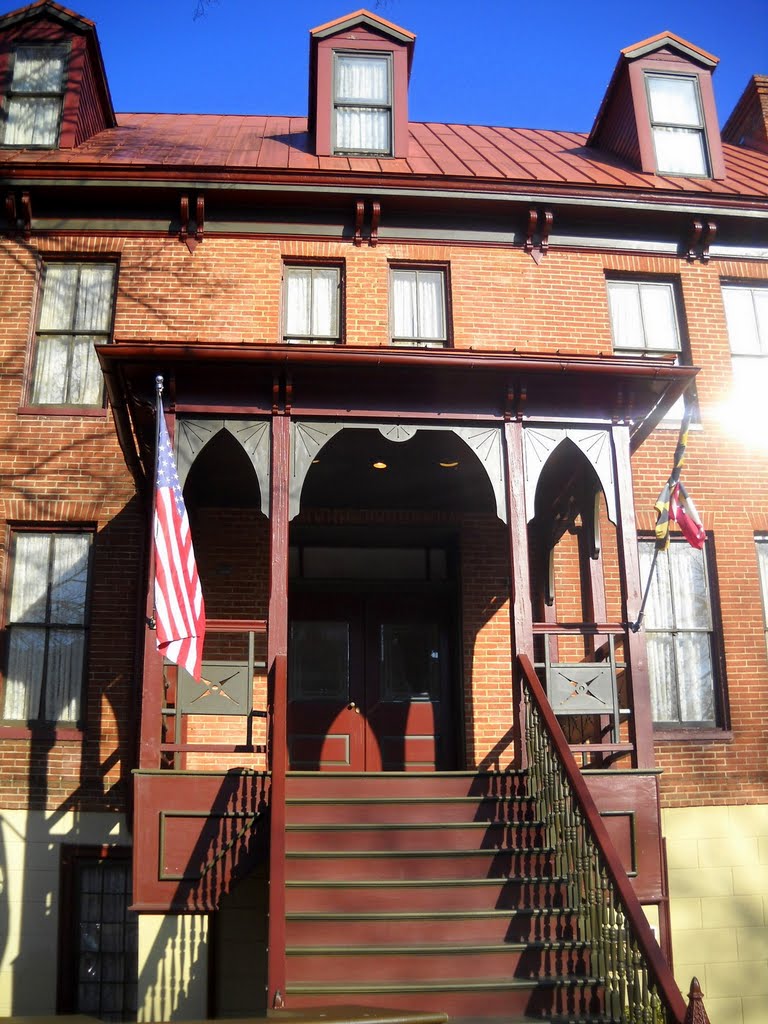 Governor Calvert House, 58 State Circle, Annapolis, MD, built 1695