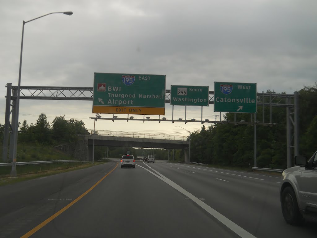 Junction of I-695 and I-195 Baltimore