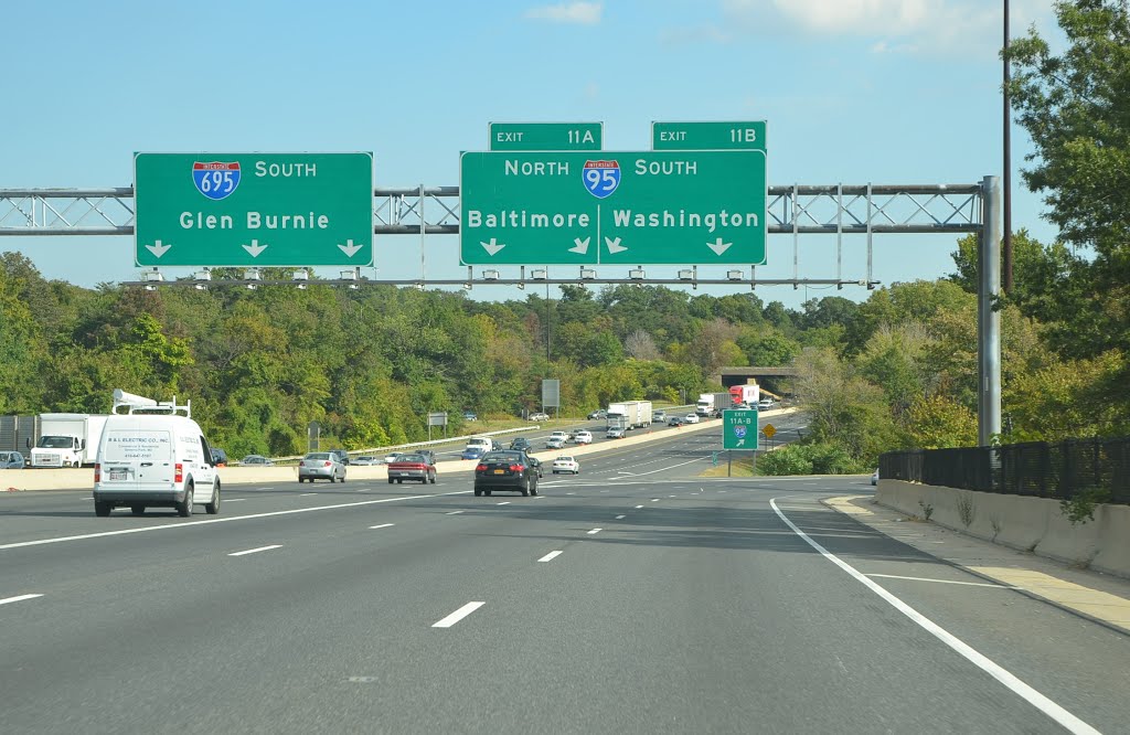 Exit for Interstate 95, Interstate 695, Southbound