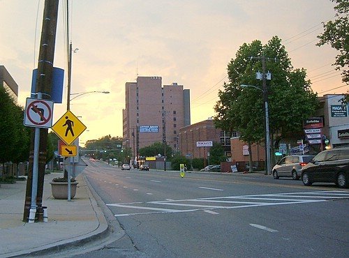 Old Georgetown Road, Bethesda, MD, USA