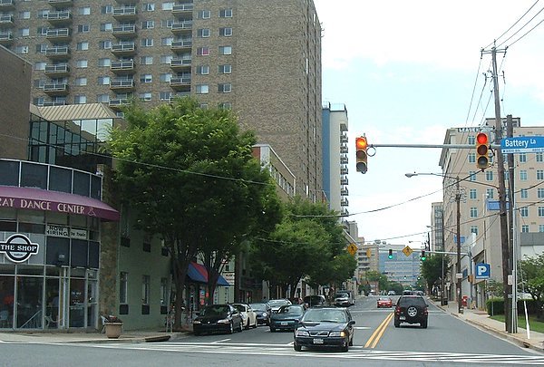 Woodmont Avenue and Battery Lane Intersection, Bethesda, MD, USA