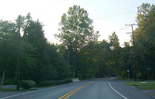 Bradley Blvd and Oldchester Road, Bethesda, MD, USA