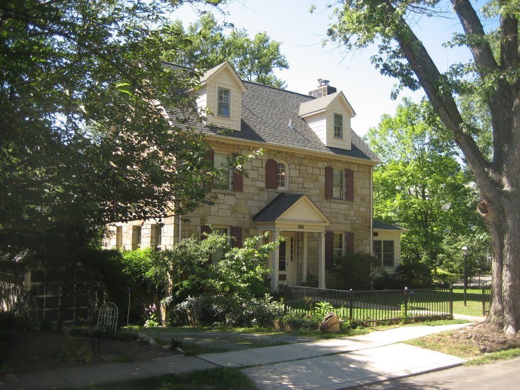 Beautiful Home - Stratford & De Russey Pkwy - Chevy Chase, MD.