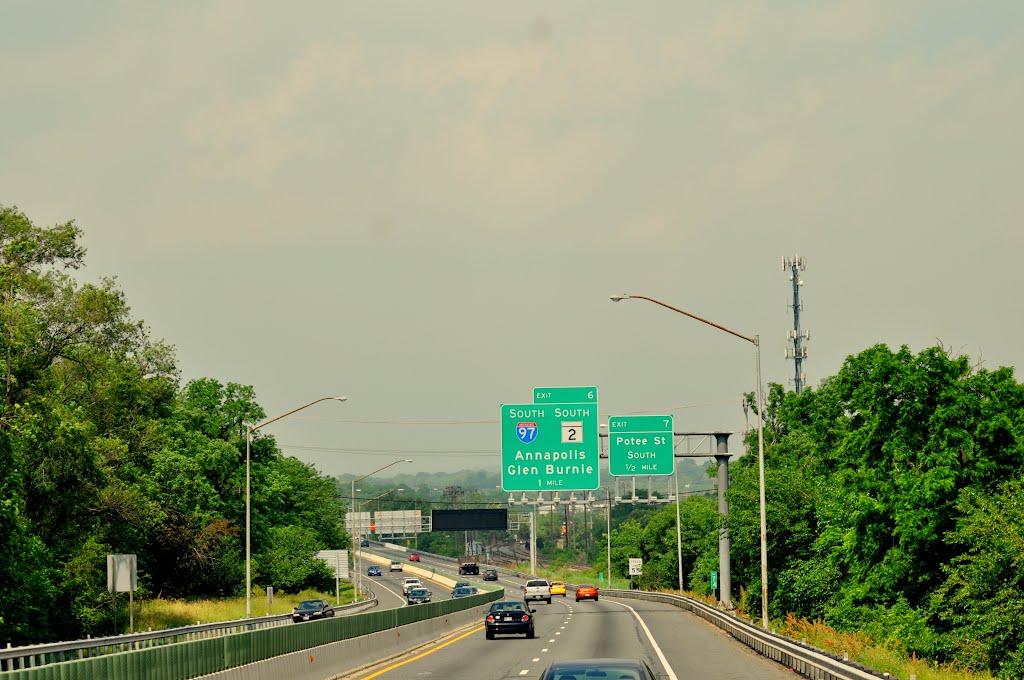 UsBaltimore0746_240512LaneRoad895