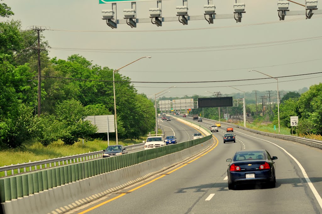 UsBaltimore0747_240512LaneRoad895