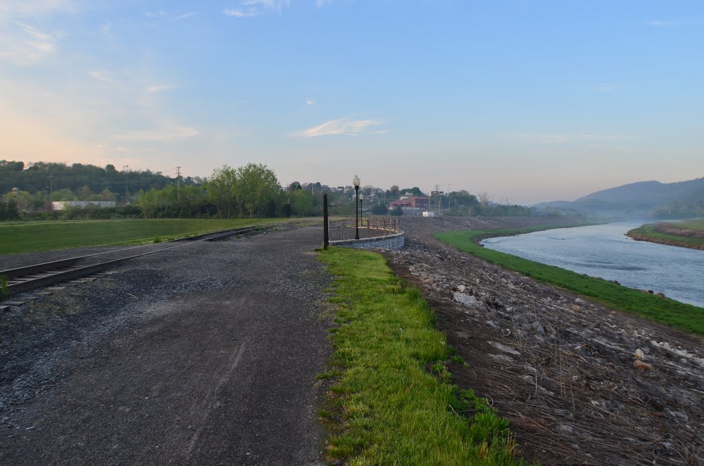 C&O Canal Towpath & Potomac River