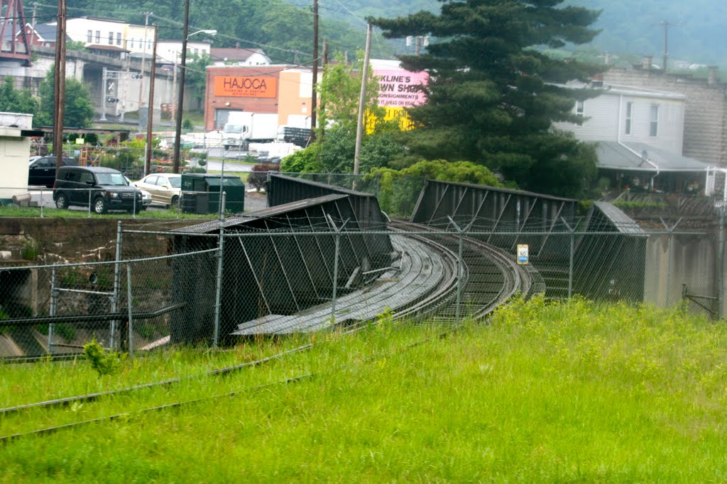 Old Rail Bridge over Wills Creek