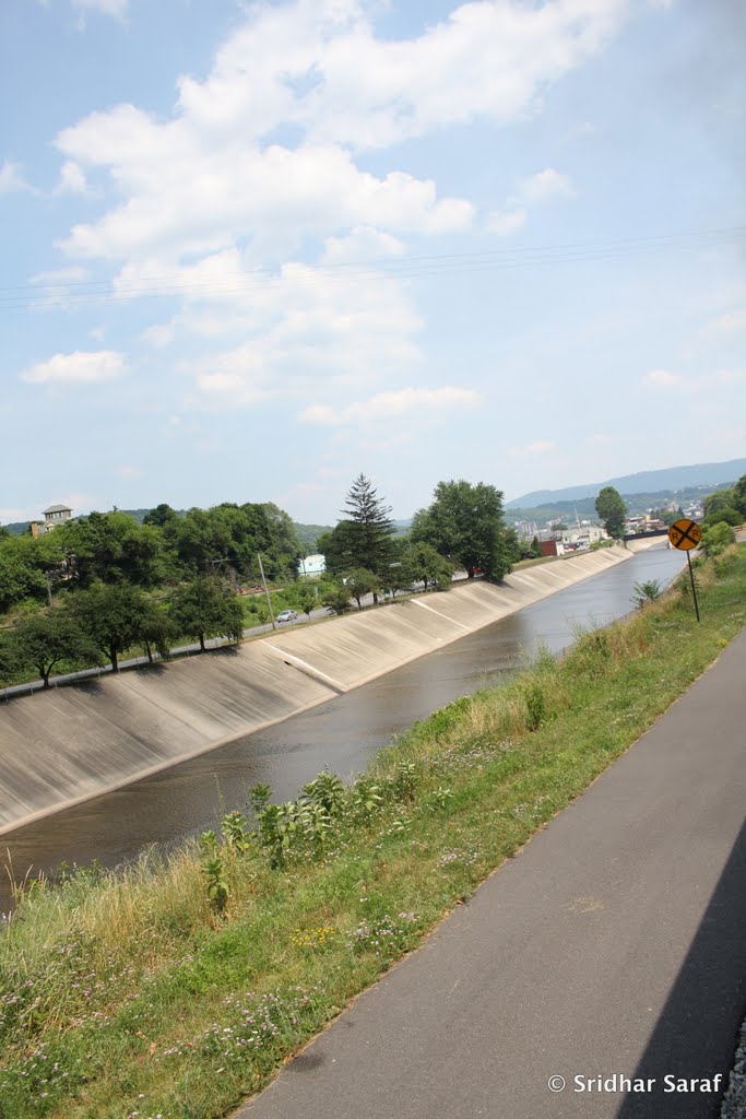 Canal, Cumberland, Maryland (USA) - June 2010