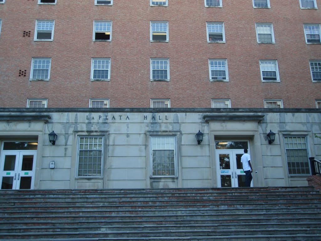 LaPlata Dorm