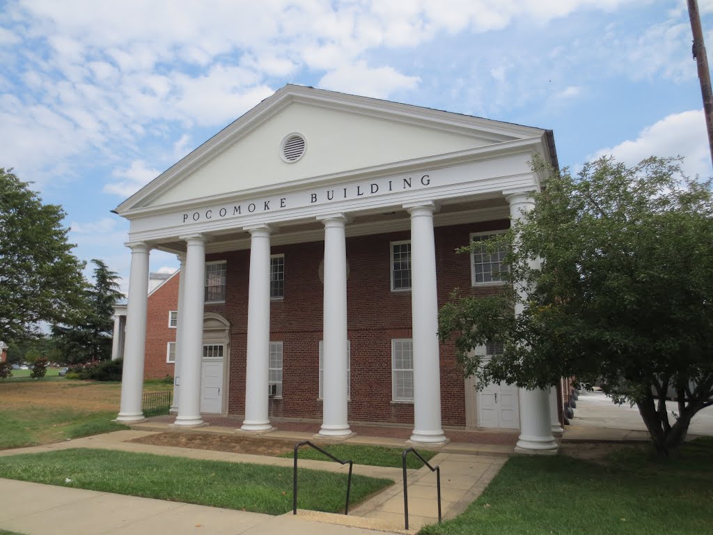 Pocomoke Building