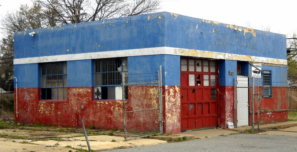 old gas station, Historic U.S. Route 1, 4498 Baltimore Avenue, Hyattsville, MD