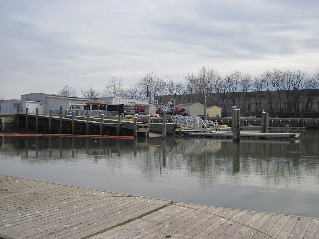 The Bladensbrug ramp from its pier