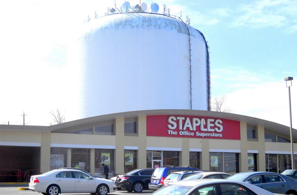Staples‎, 9440 Georgia Avenue, Seminary Plaza, Silver Spring, MD 20910