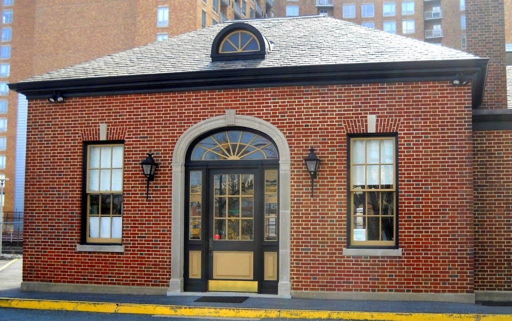 Silver Spring B&O Railroad Station, 8100 Georgia Ave, Silver Spring MD, built 1945, style: Colonial Revival