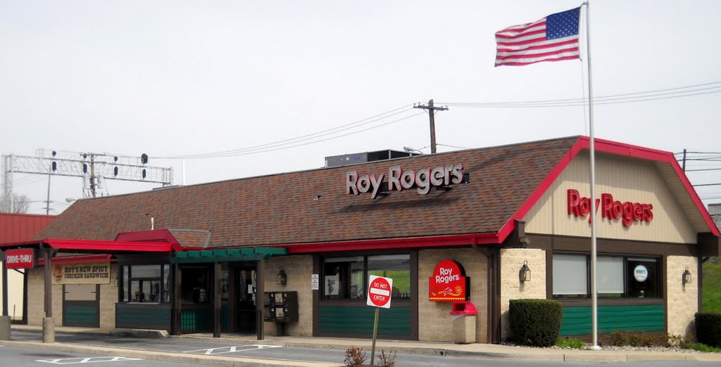 Roy Rogers, near Historic National Road, US Route 40,  W Franklin St, Hagerstown, MD