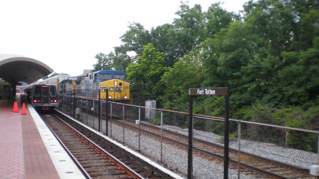 Racing Trains at the Fort Totten METRO Station!