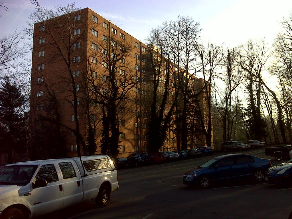 Parkview Towers, where I lived for three months at the end of 1979