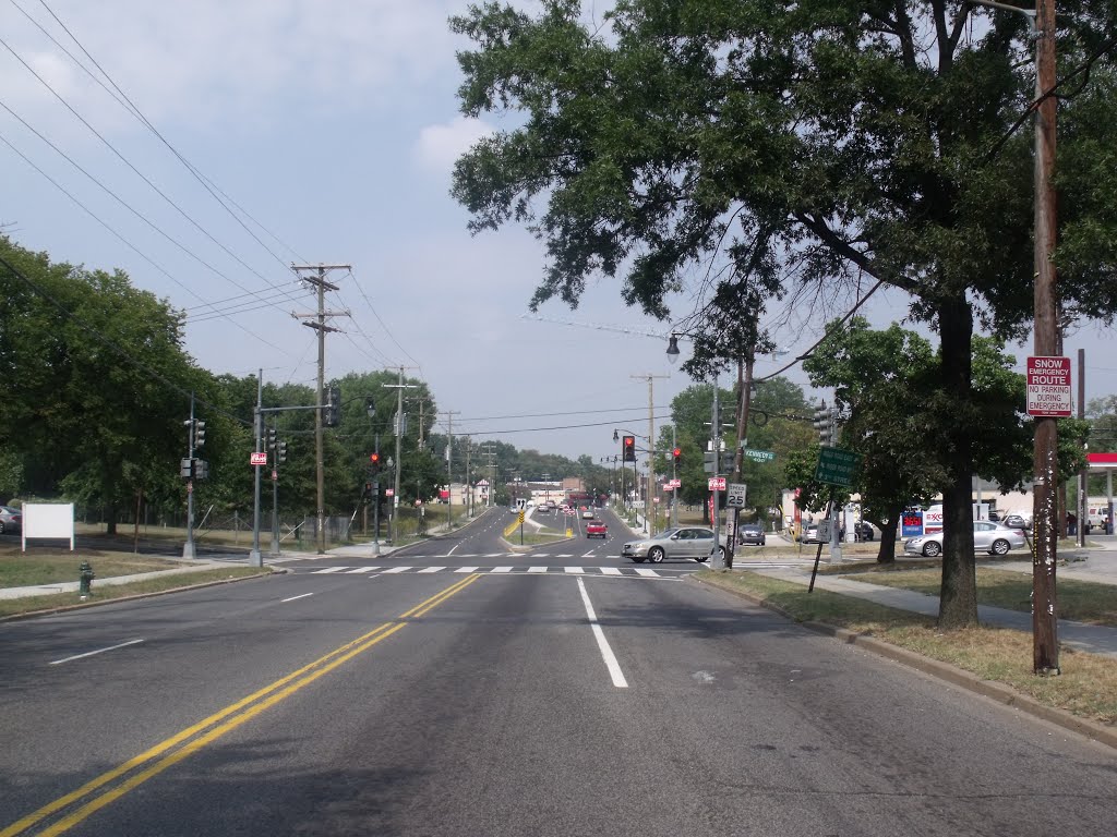 South Dakota avenue northbound