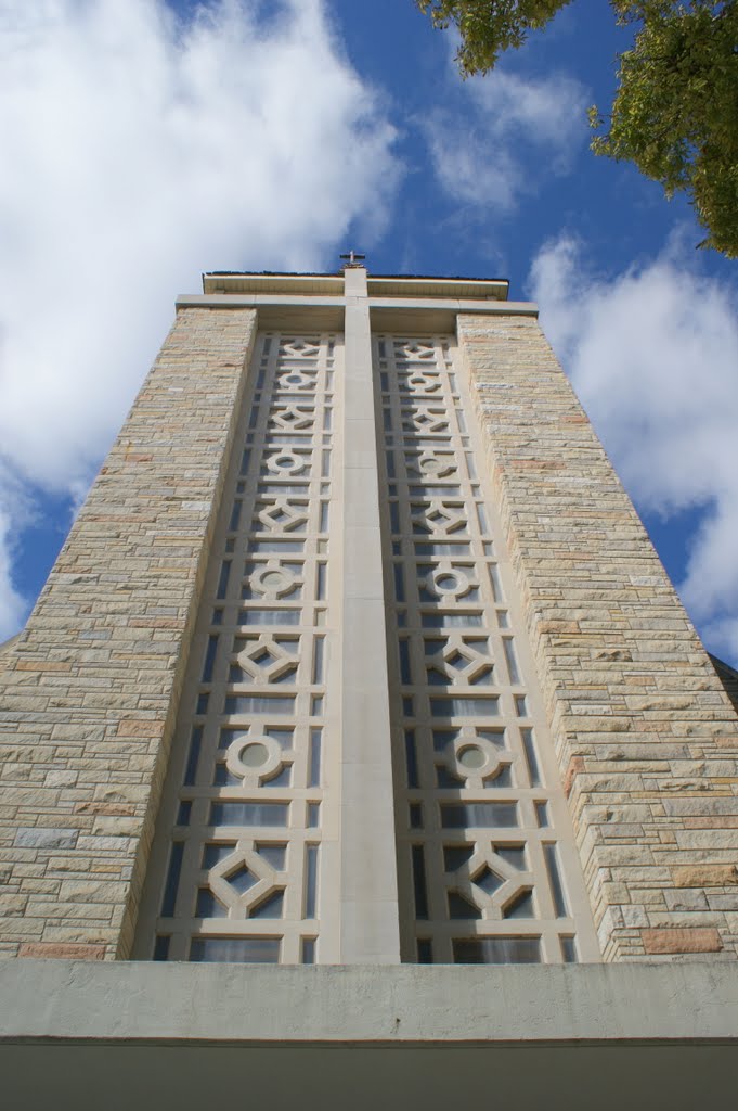 Grand Island, NE: Trinity Lutheran (LCMS)