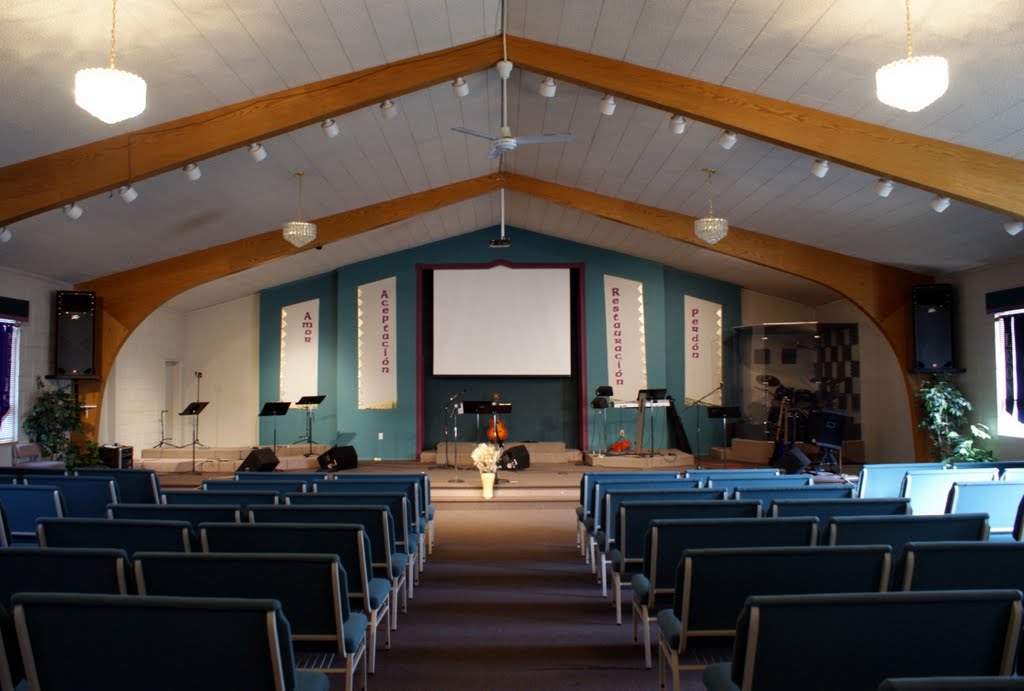 Grand Island, NE: Vida Nueva Assembly
