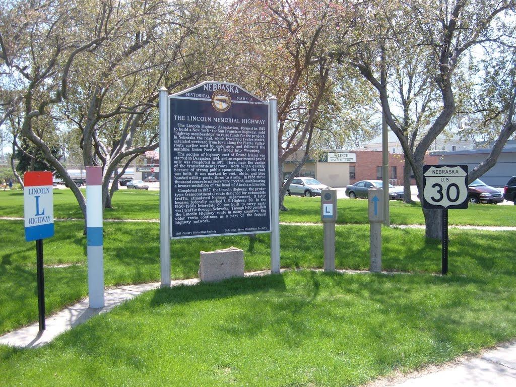 Lincoln Highway Markers