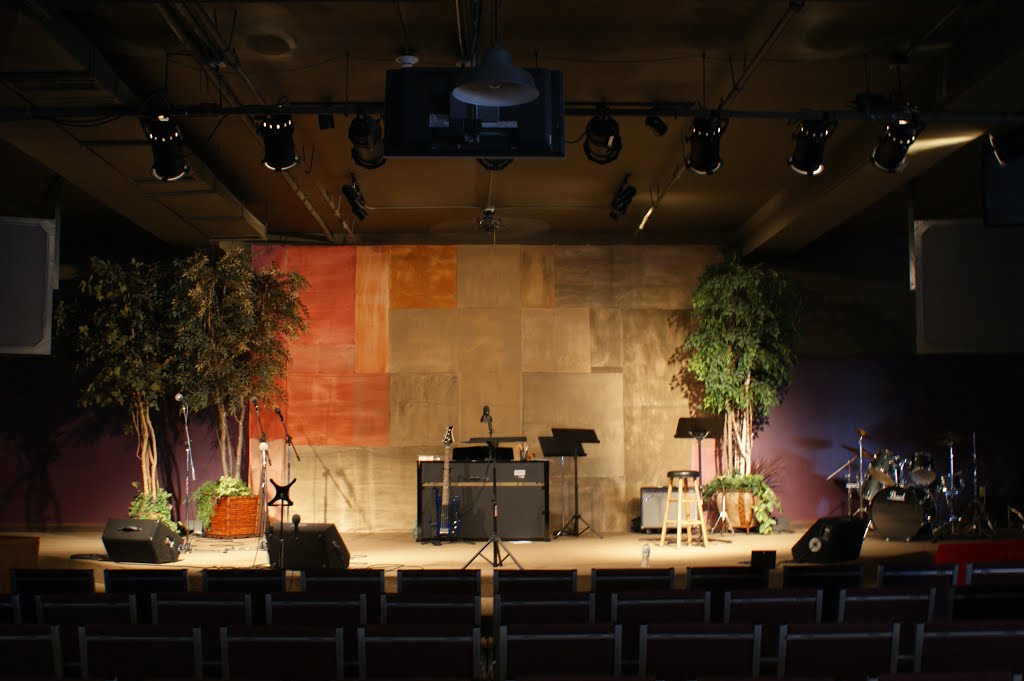 Grand Island, NE: New Life Community Church