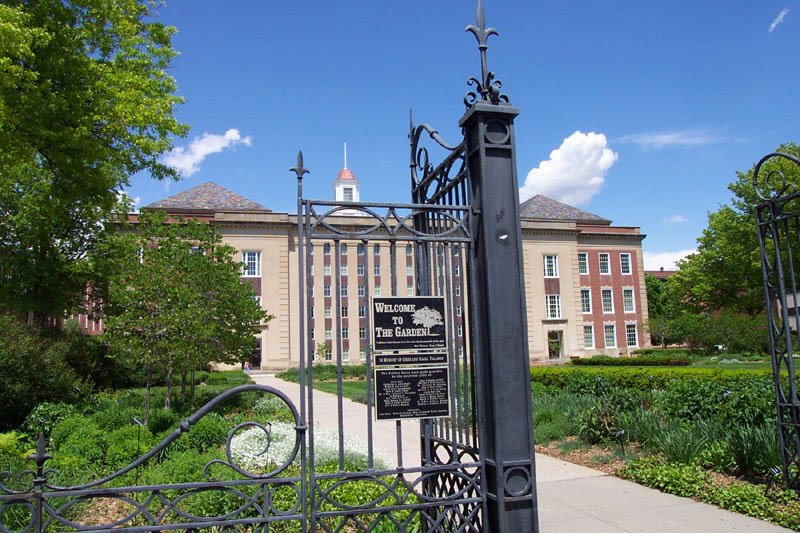 Love Library U of Nebraska - Lincoln