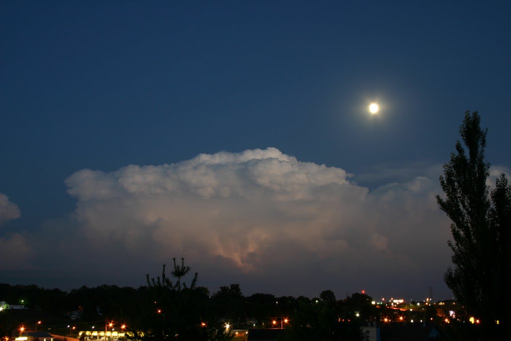 Evening thunderstorm