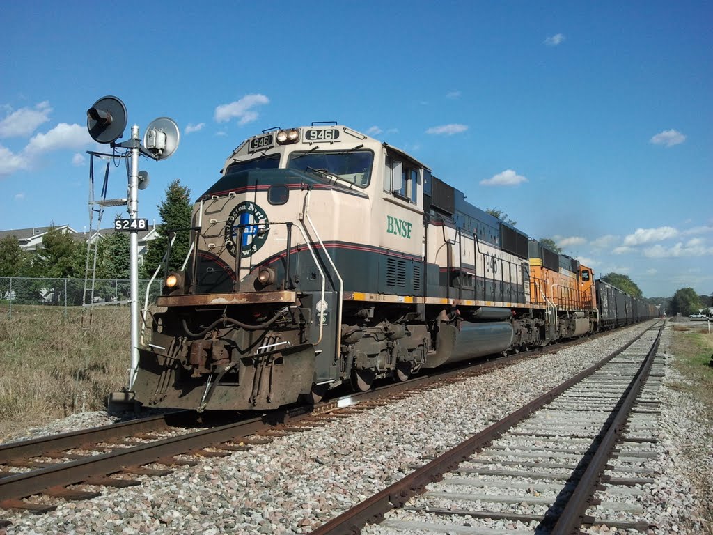 BNSF Coal Train Growls uphill Going West