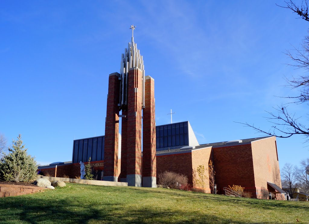Papillion, NE: St. Columbkilles Catholic