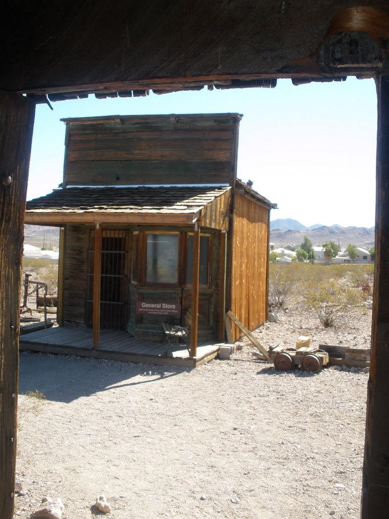 Gun totin vegas  saloon