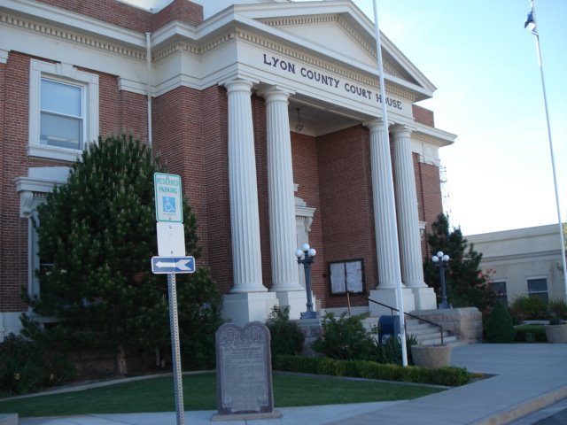 Lyon County Court House