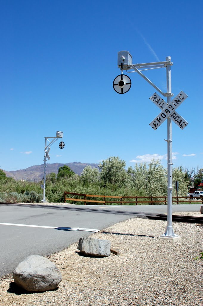 Wig-Wag Crossing Signal at Carson City, NV