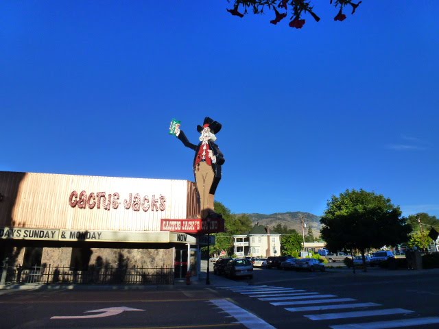 2012, Cactus Jack in the Morning