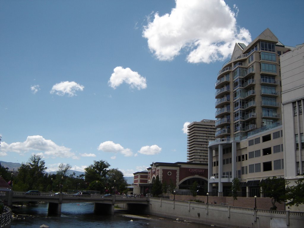 Trukee River Side at Reno NV