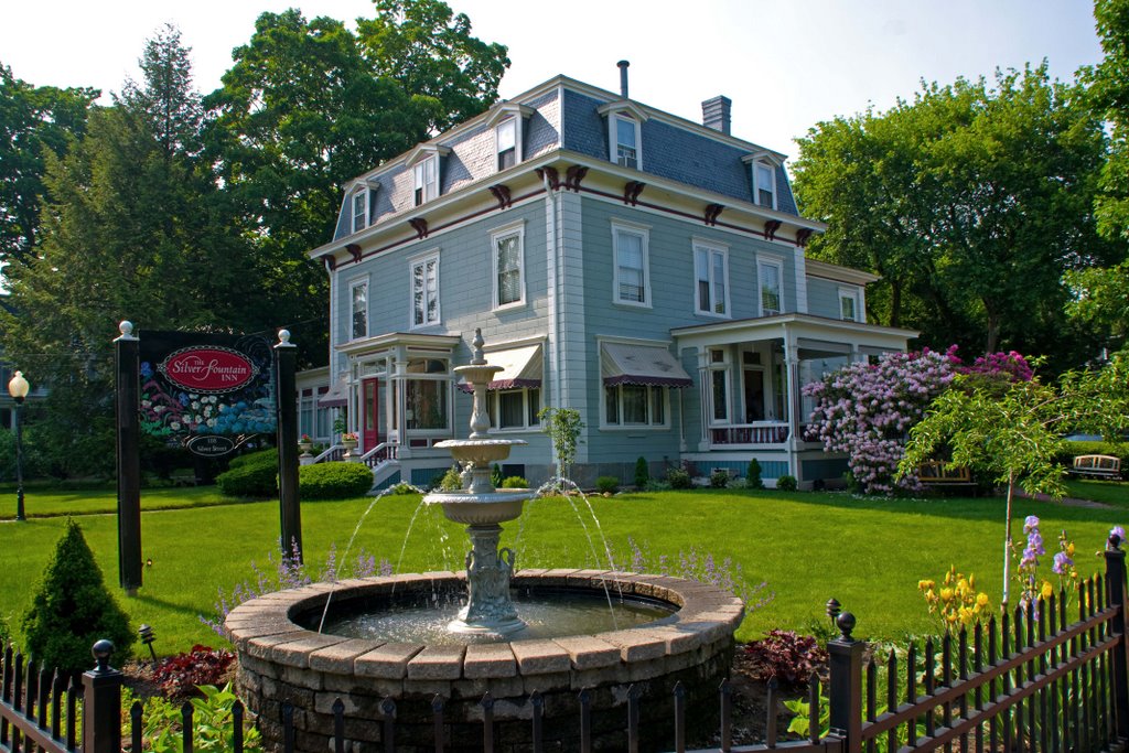 Silver Fountain Inn