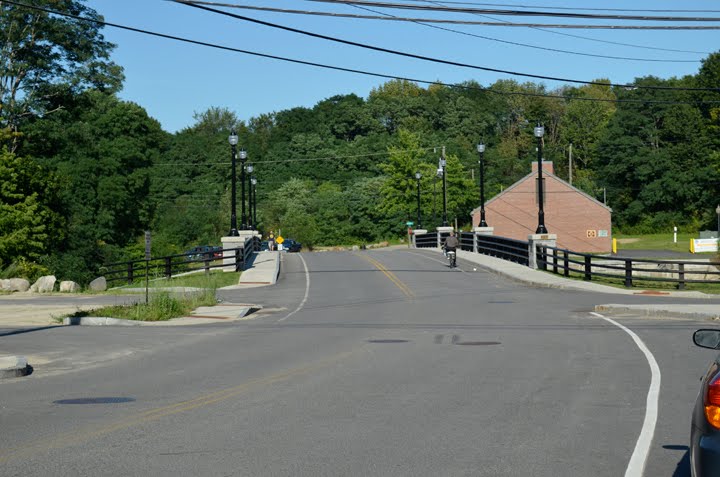 Vehicle bridge