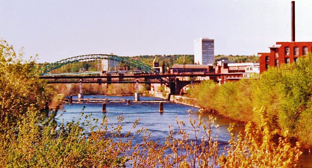 Old Notre Dame Bridge before demolition, Manchester, NH USA