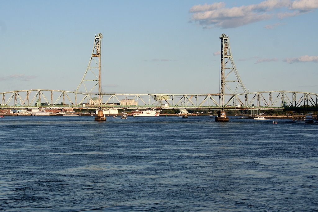 Portsmouth, NH - Memorial Bridge / Route One (8/2008)