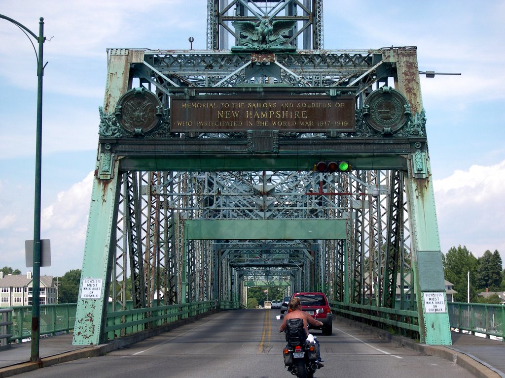 New Hampshire Memorial Bridge - 03-08-2005