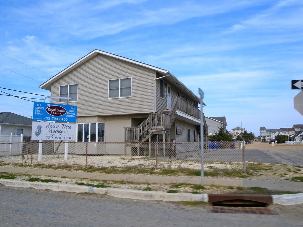Royal Sands Realty