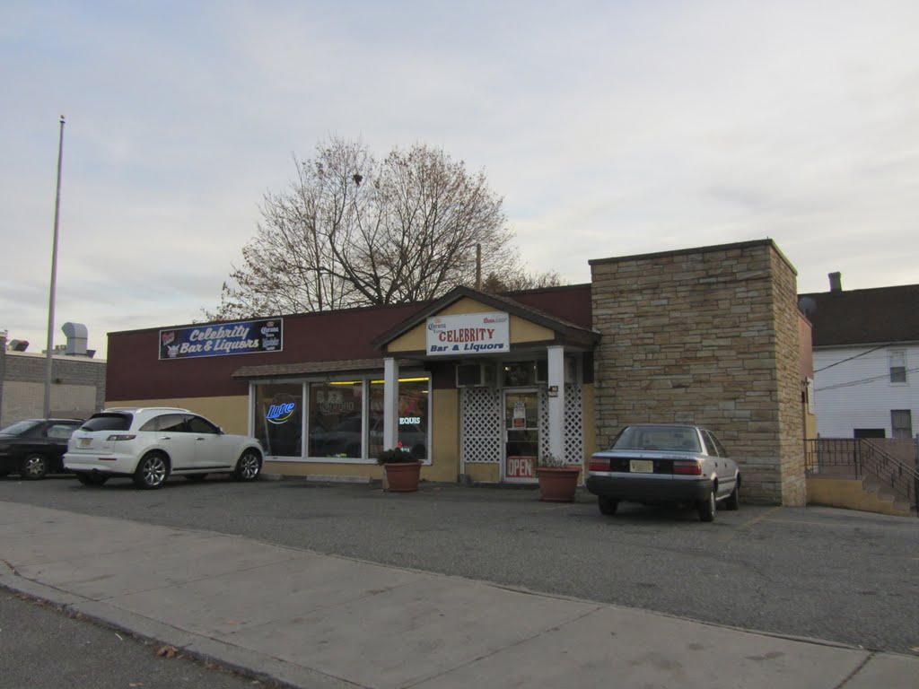Celebrity Bar & Liquor